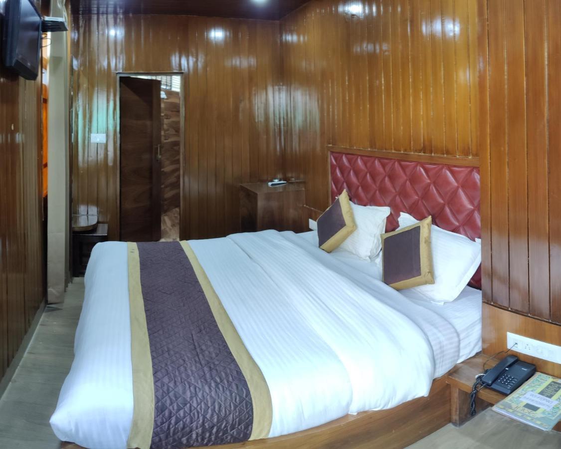Hotel India House Dharamshala Exterior photo