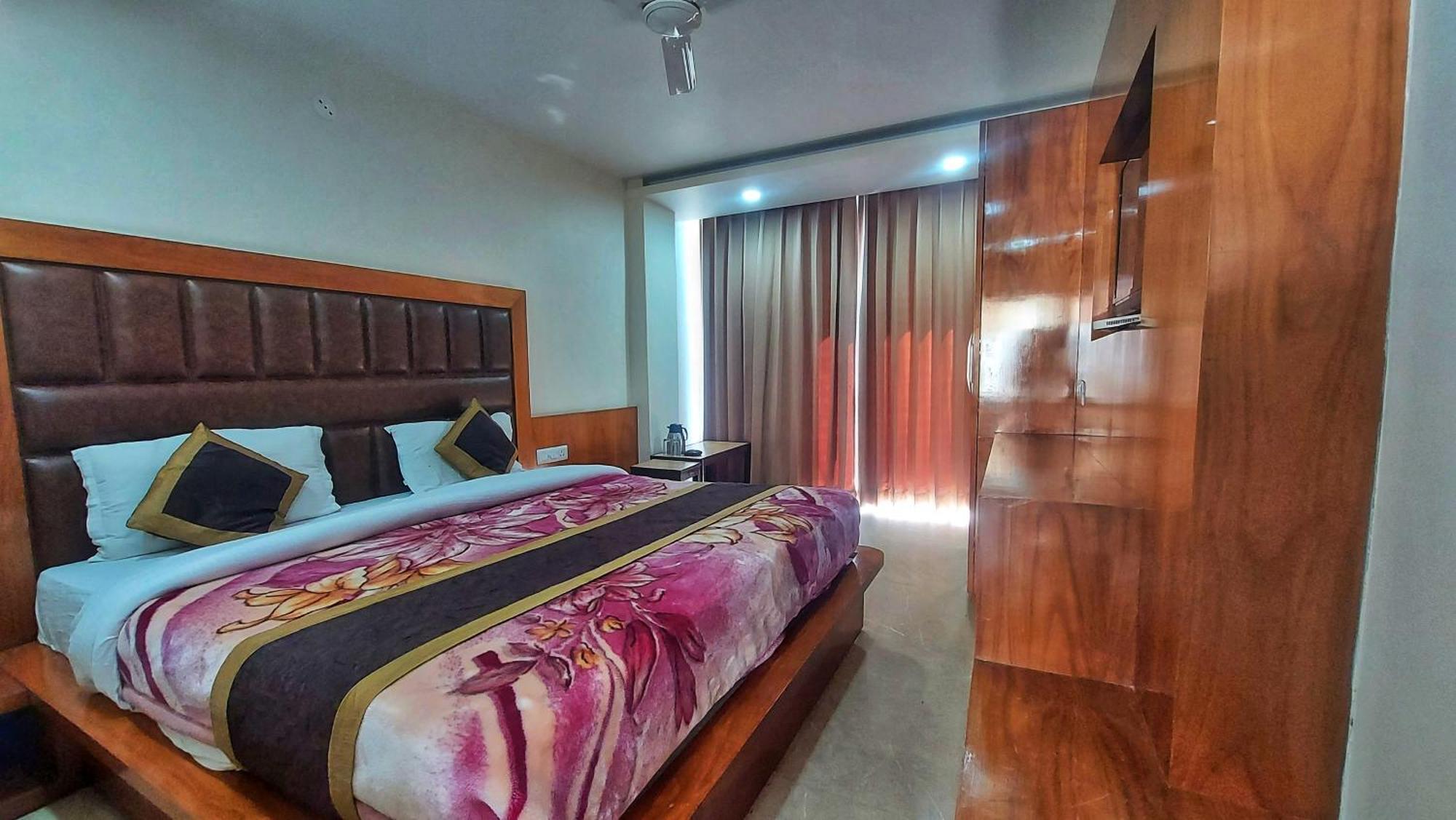 Hotel India House Dharamshala Exterior photo