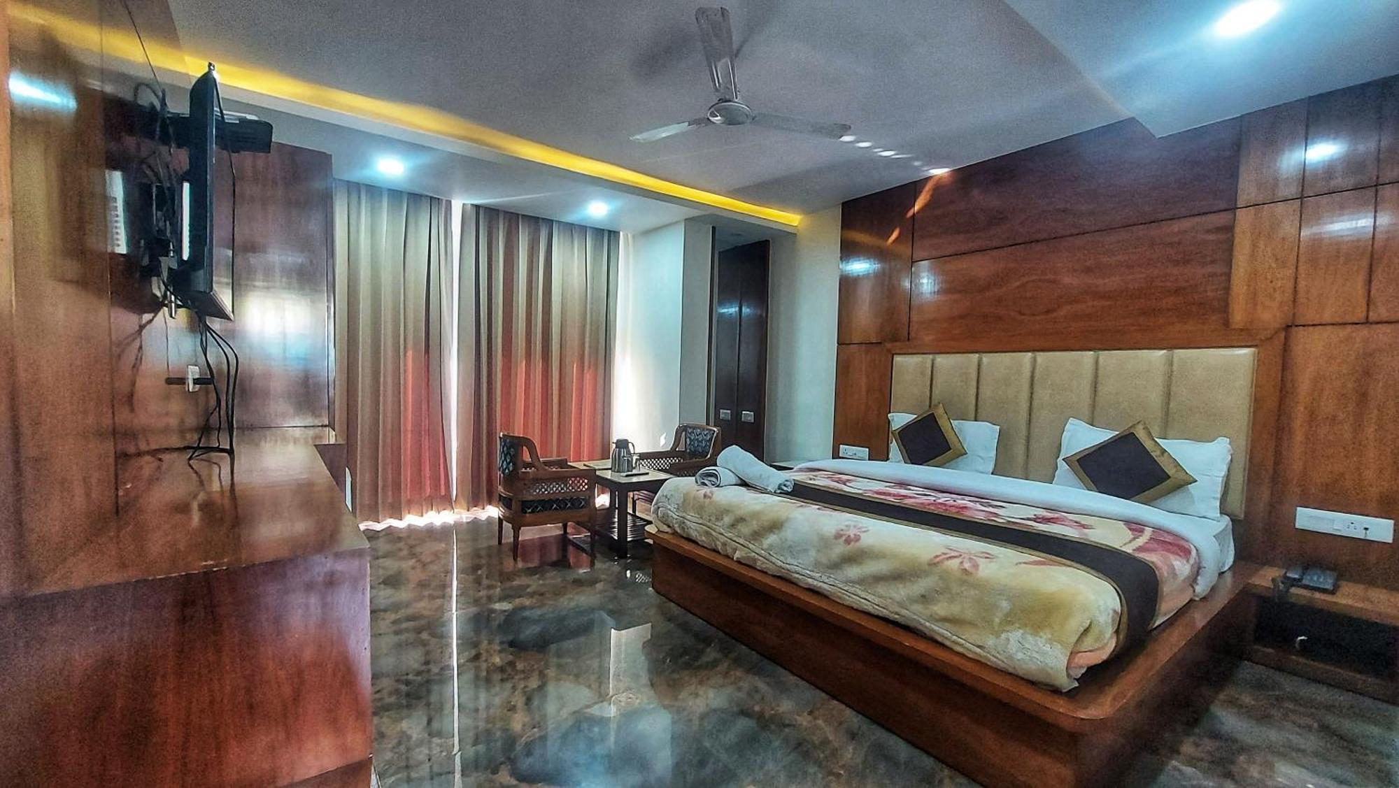 Hotel India House Dharamshala Exterior photo