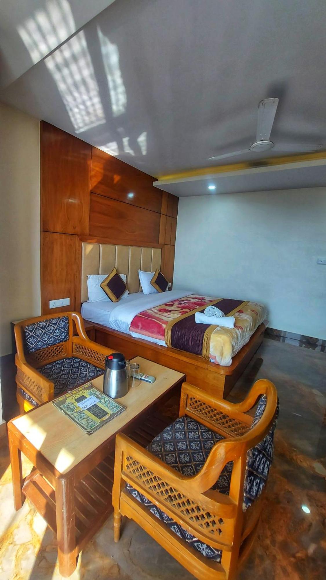 Hotel India House Dharamshala Exterior photo